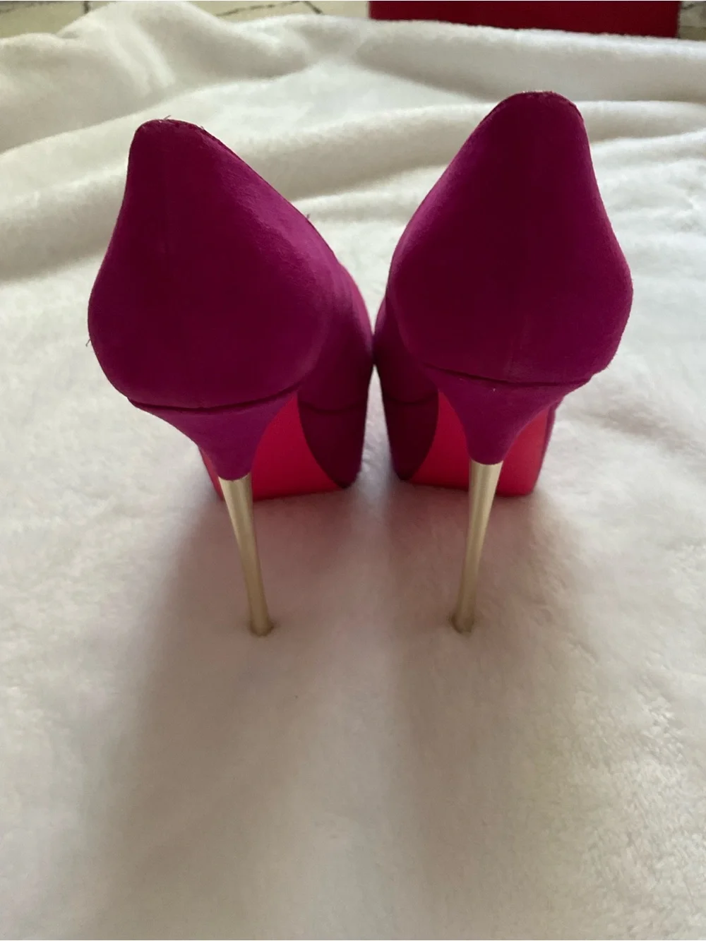 Betsey Johnson Fuchsia Platform Stiletto Pumps